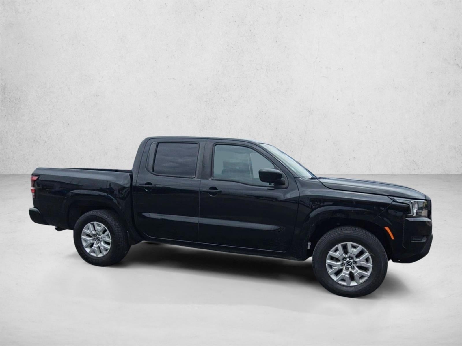 2022 Nissan Frontier Crew Cab SV 4x2