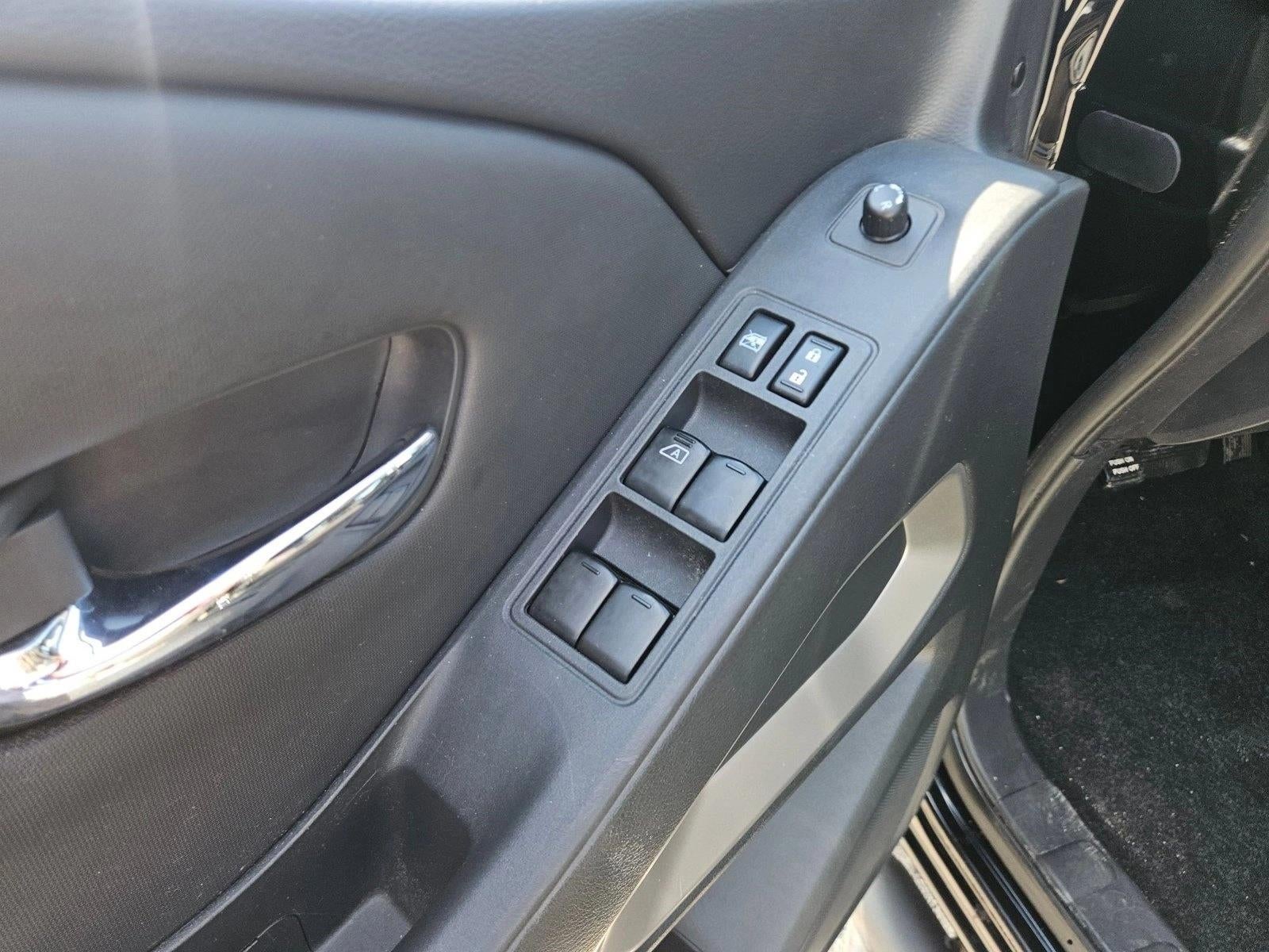 2022 Nissan Frontier Crew Cab SV 4x2