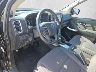 2022 Nissan Frontier Crew Cab SV 4x2