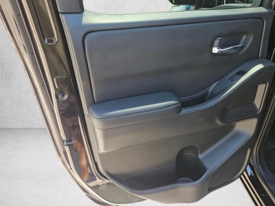 2025 Nissan Frontier Crew Cab SV 4x4