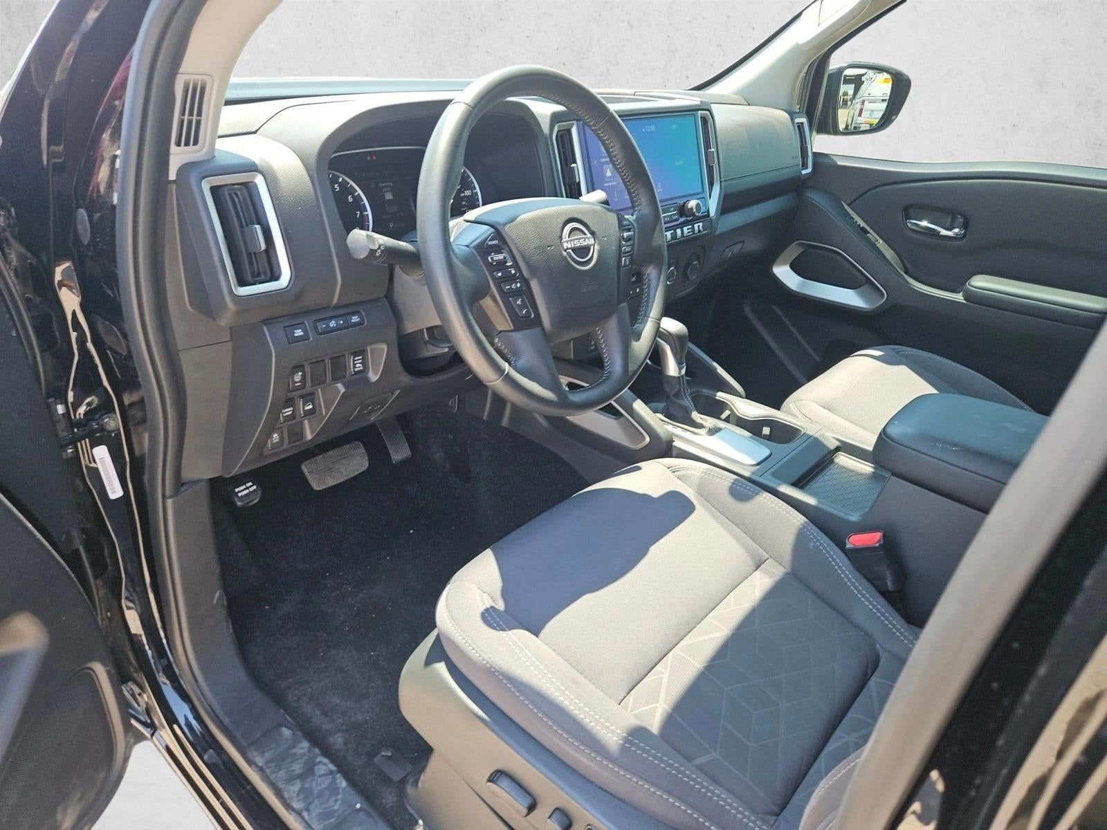 2025 Nissan Frontier Crew Cab SV 4x4