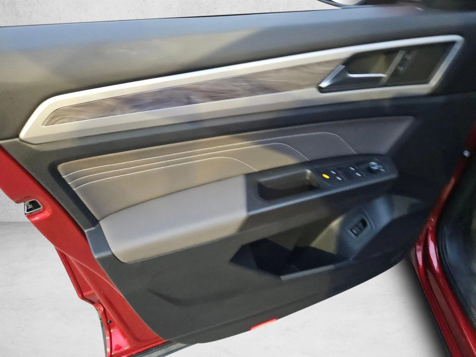 2023 Volkswagen Atlas Cross Sport 2.0T SE w/Technology