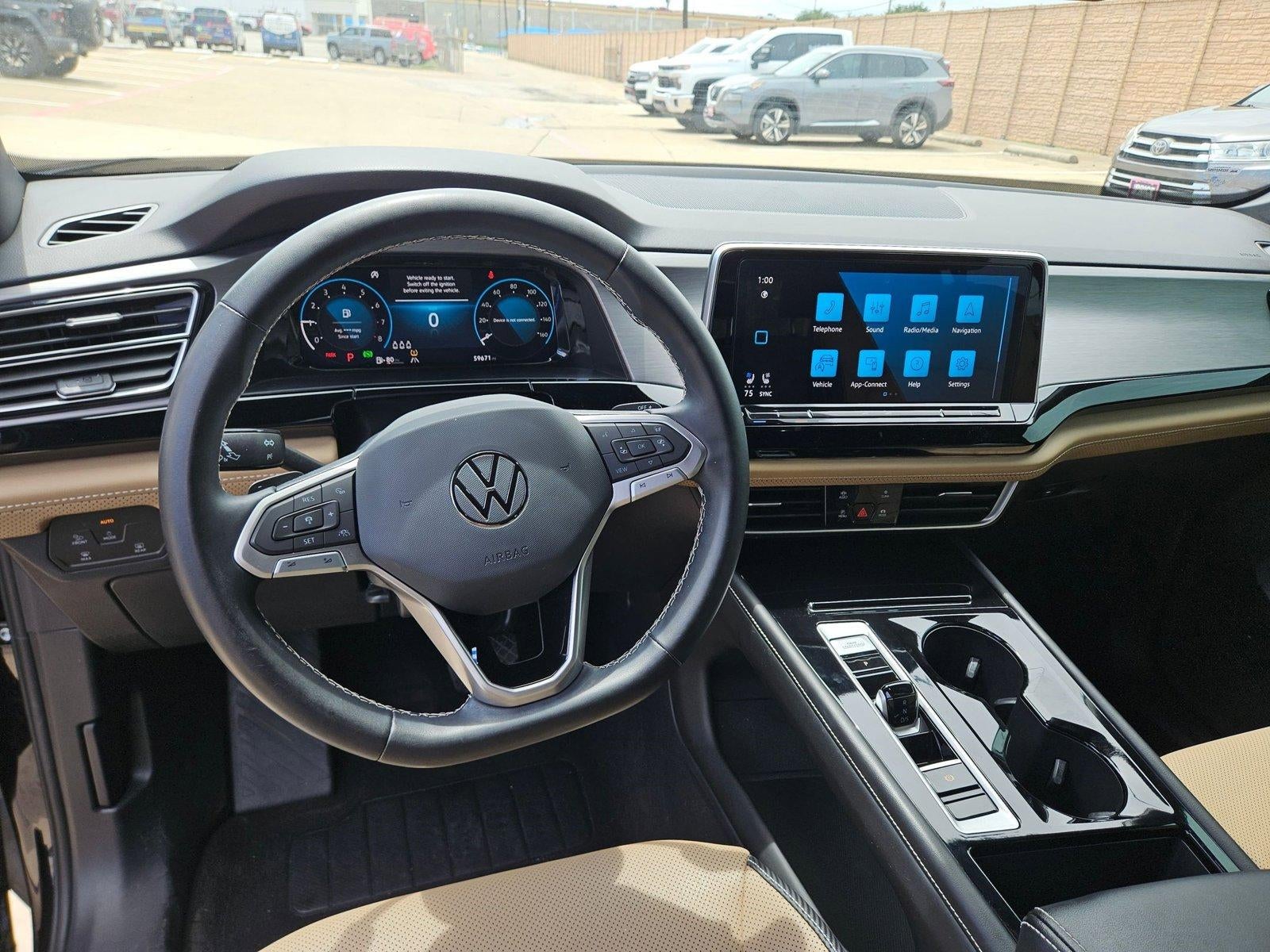 2024 Volkswagen Atlas Cross Sport 2.0T SE w/Technology