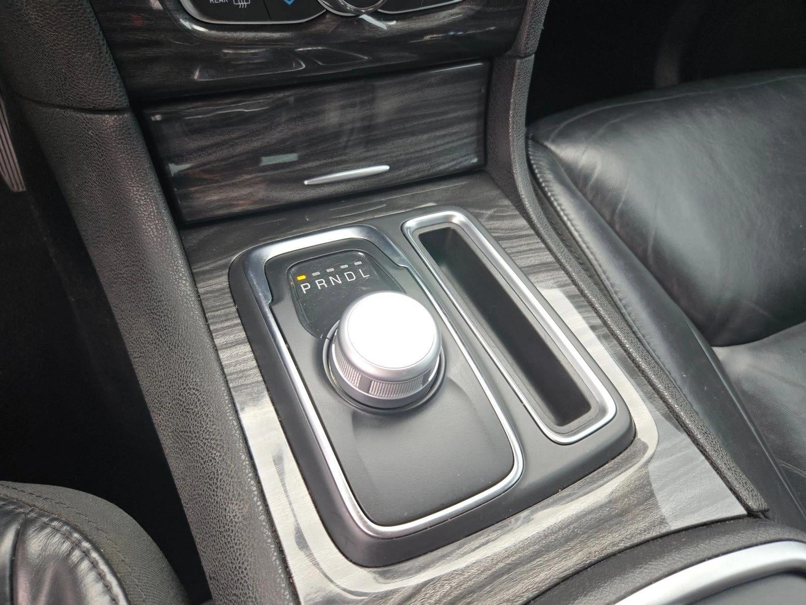 2022 Chrysler 300 Touring L