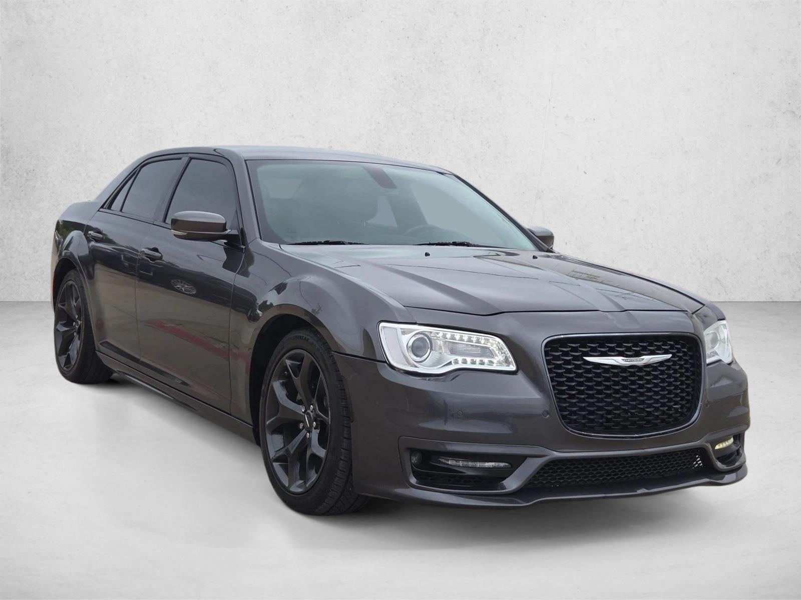 2022 Chrysler 300 Touring L