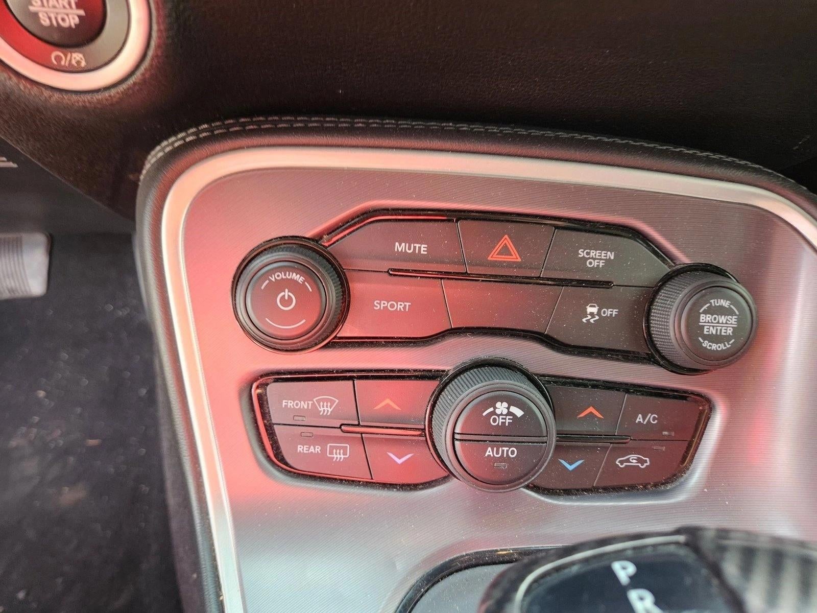 2020 Dodge Challenger SXT