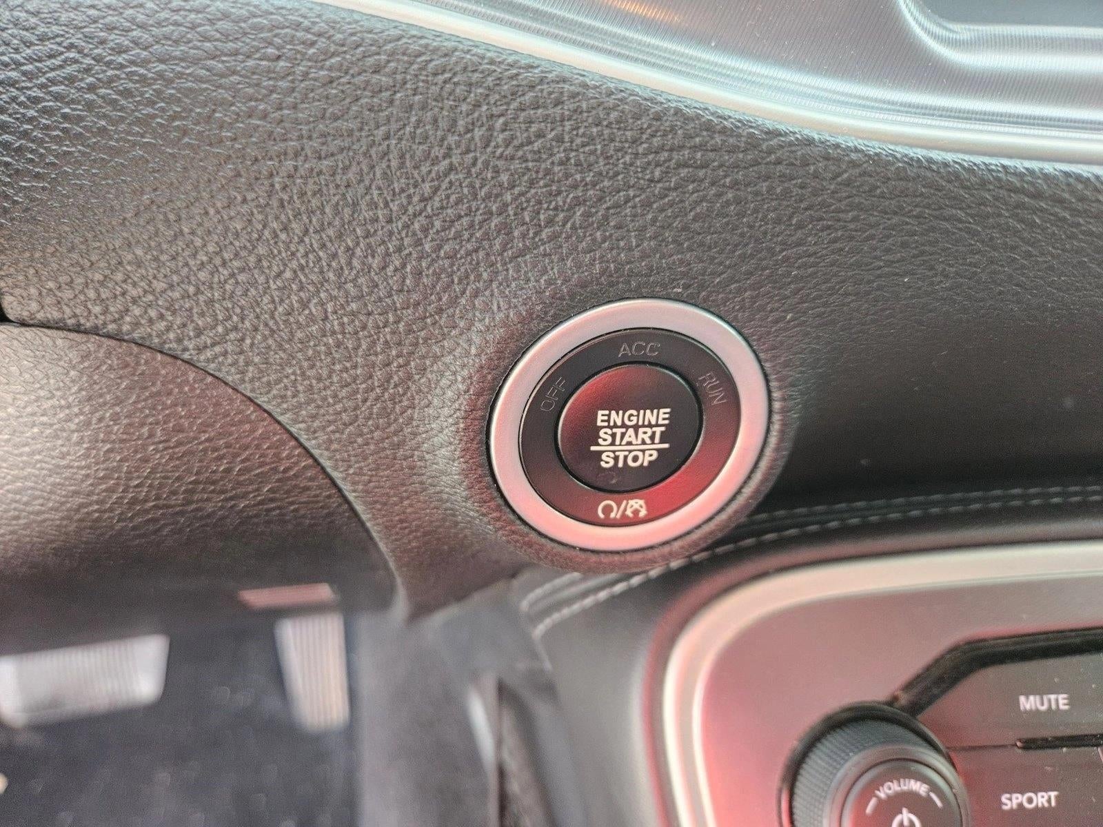 2020 Dodge Challenger SXT