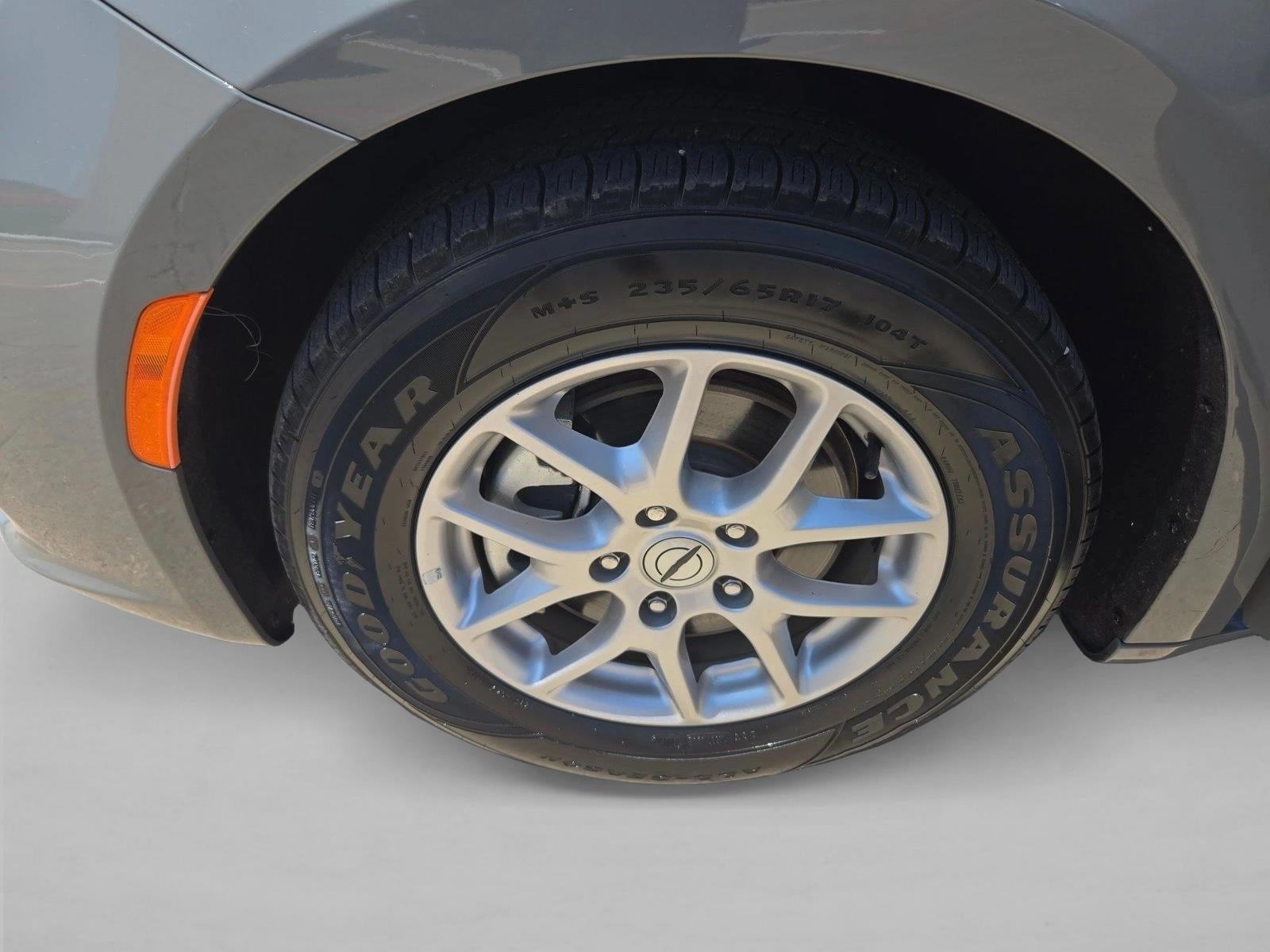 2025 Chrysler Pacifica Select