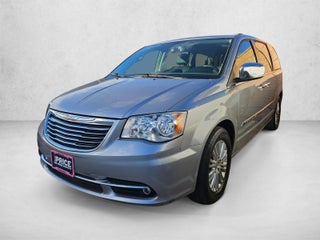 2015 Chrysler Town &amp; Country Touring-L