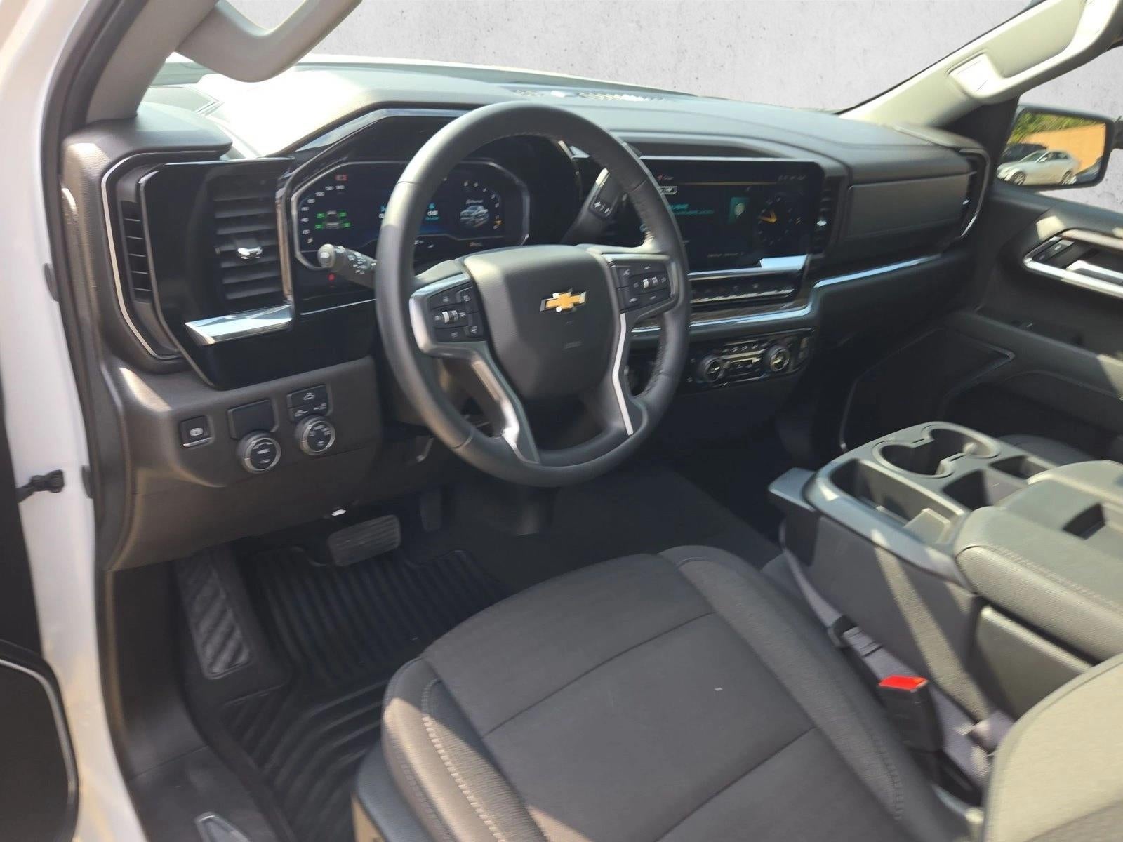 2025 Chevrolet Silverado 1500 LT - Photo 10