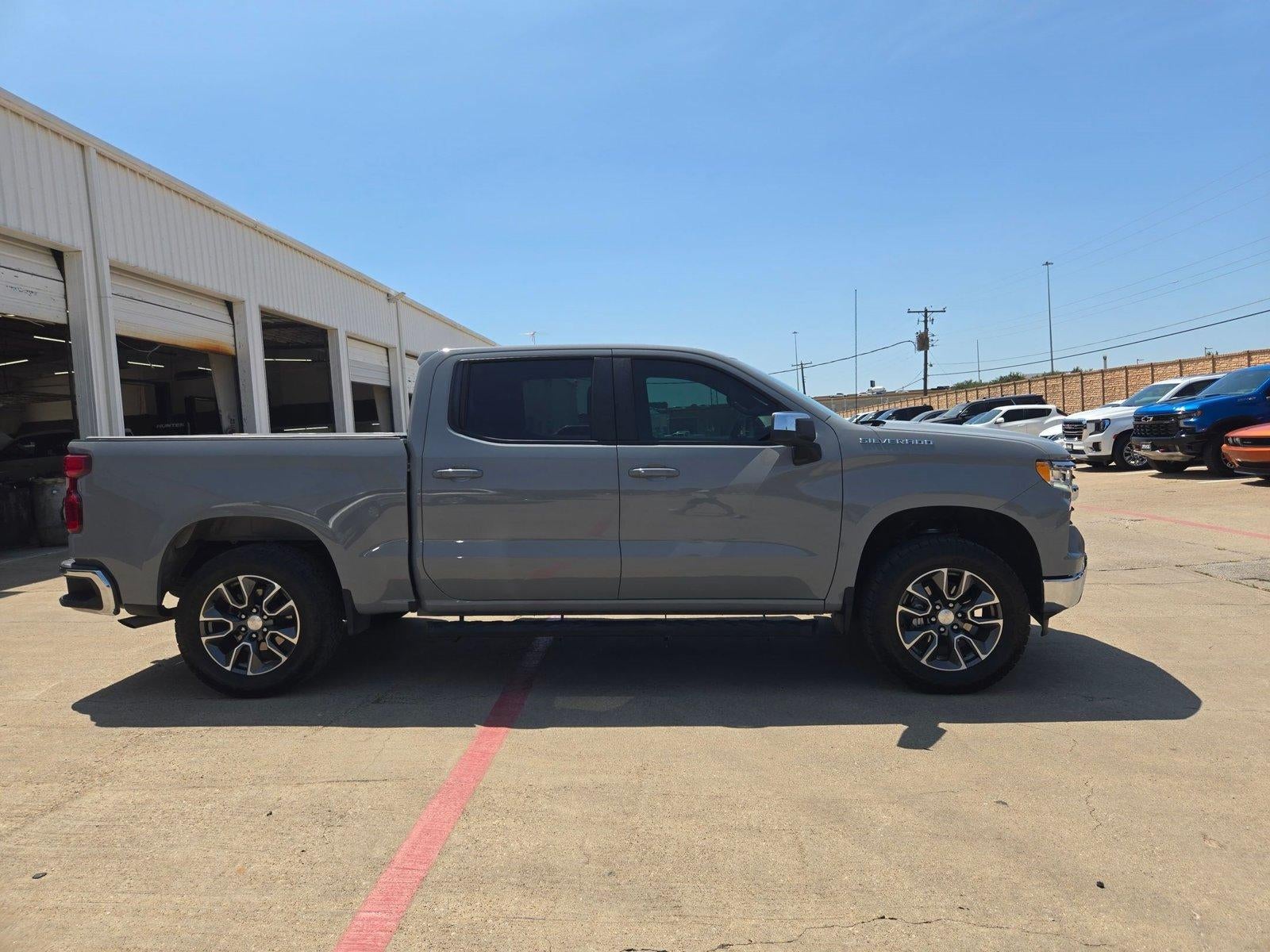 2024 Chevrolet Silverado 1500 LT