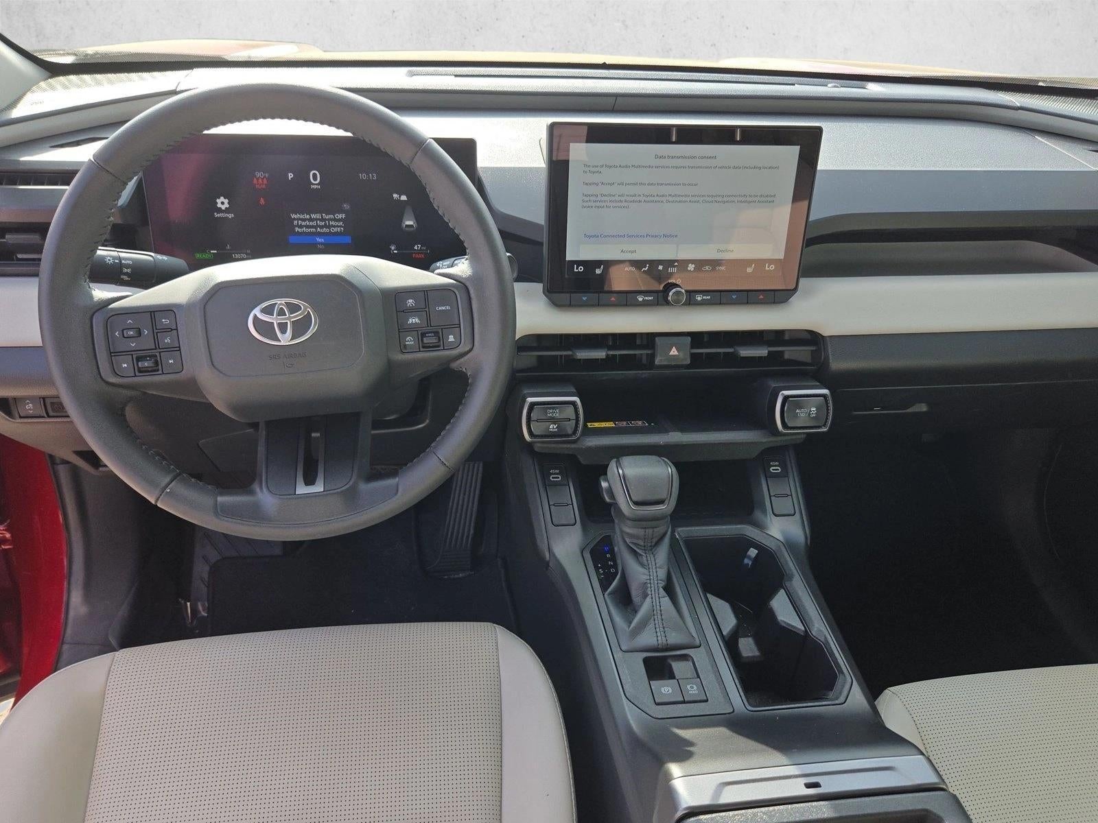 2026 Toyota RAV4 XLE - Photo 16