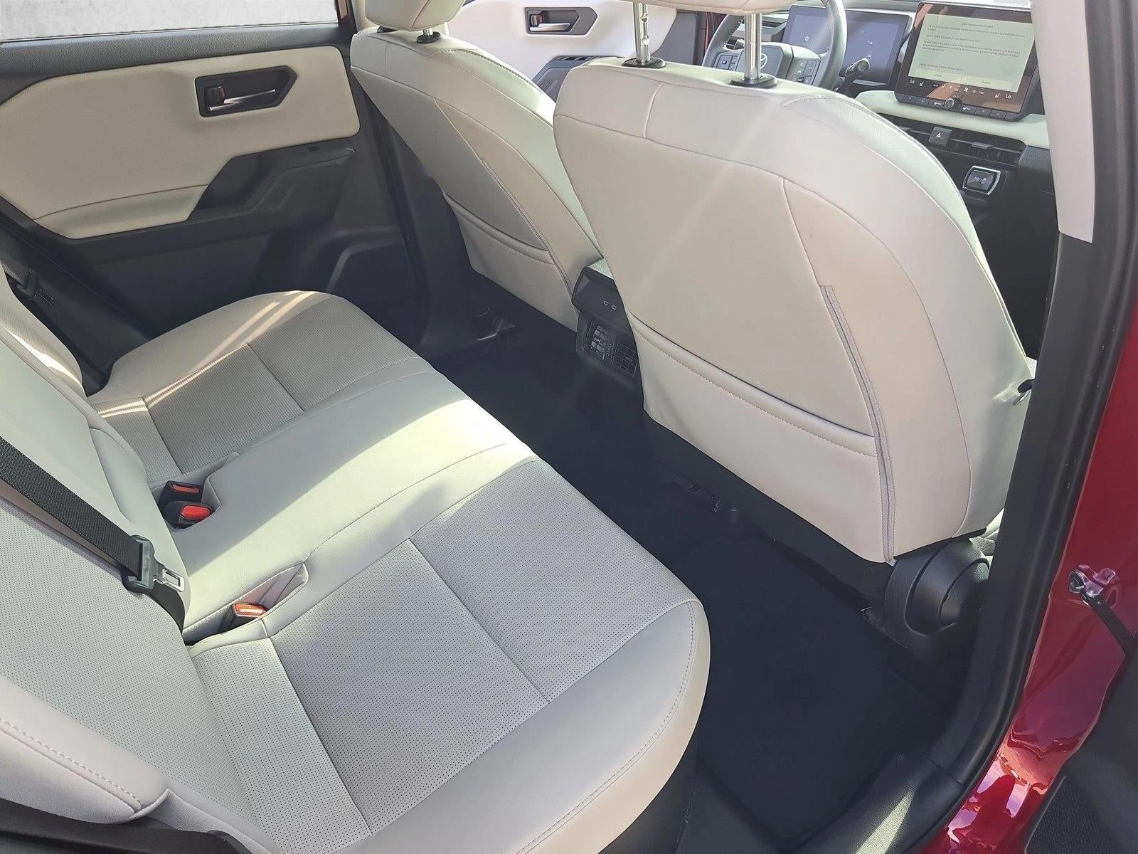 2026 Toyota RAV4 XLE - Photo 20