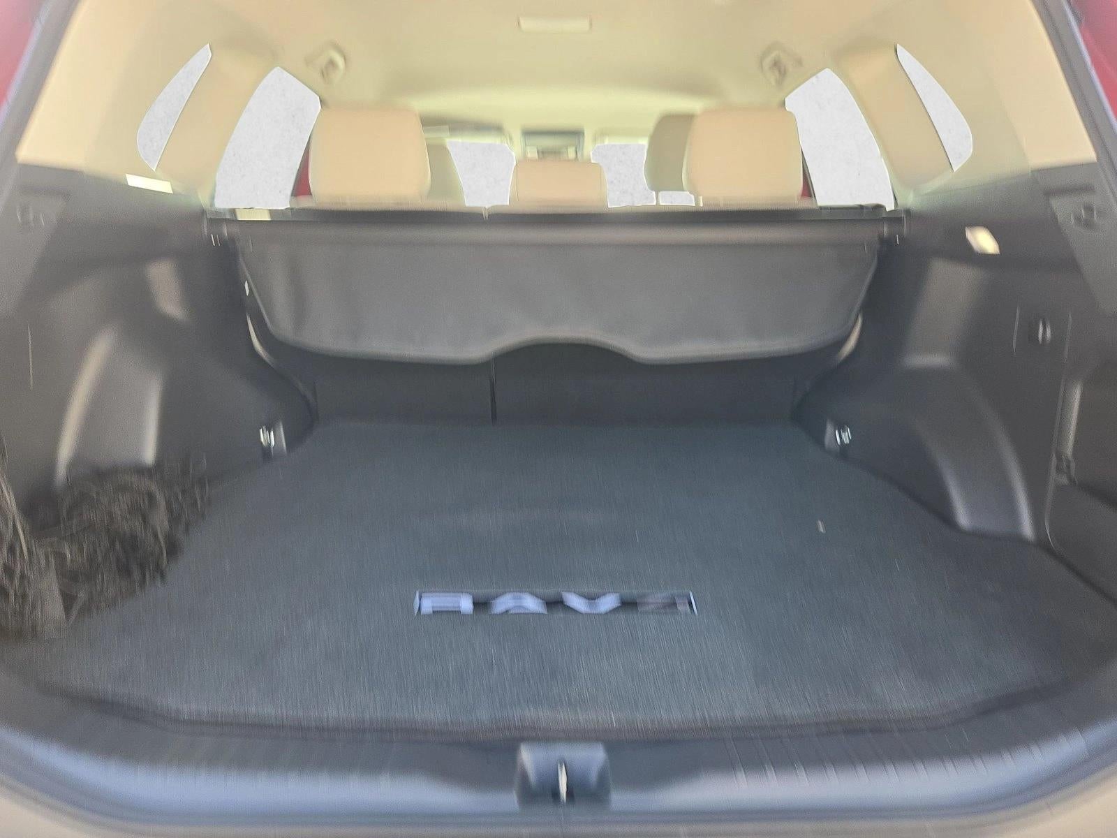 2026 Toyota RAV4 XLE - Photo 6