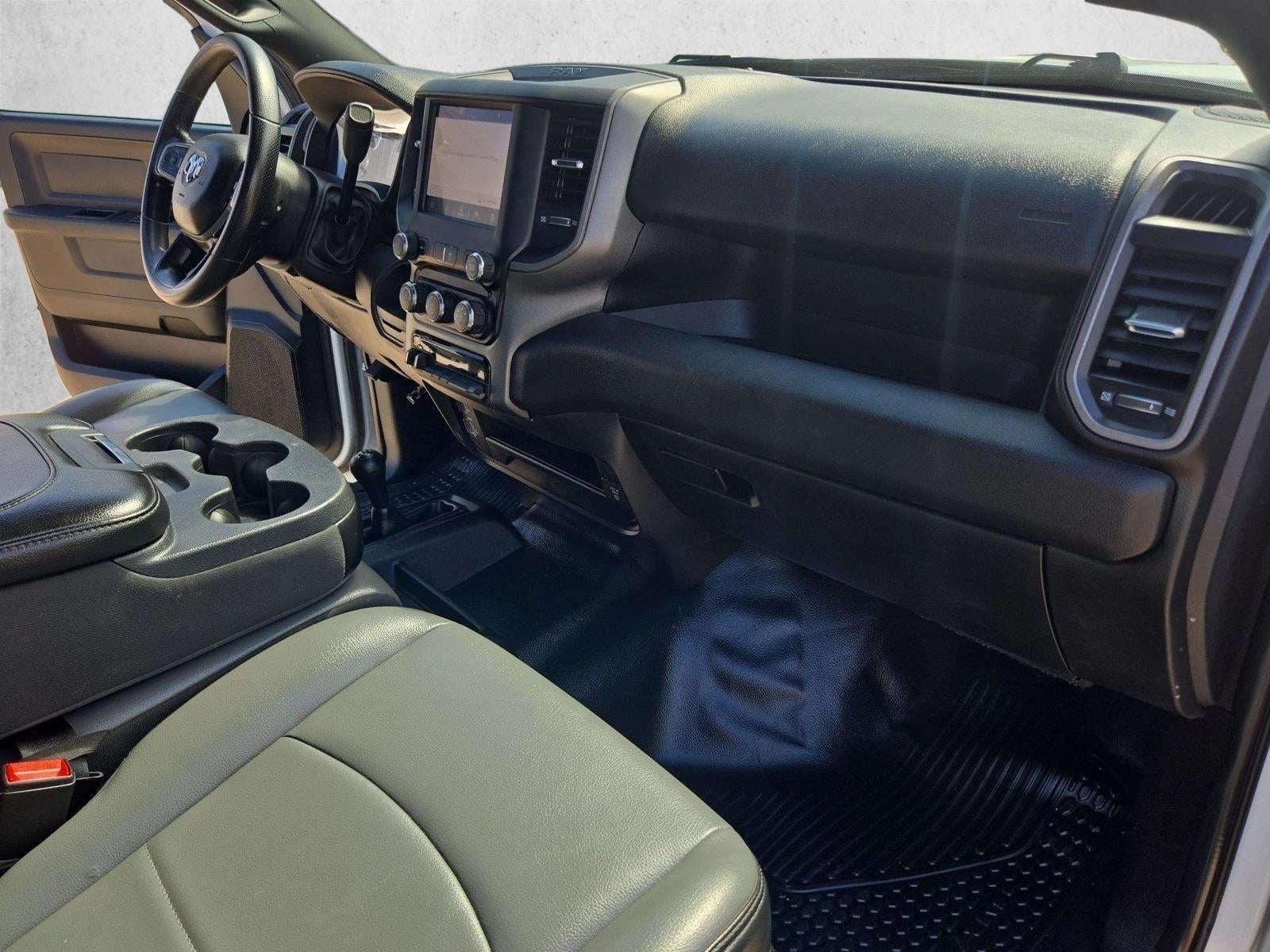 2023 RAM 3500 Tradesman Crew Cab 4x4 8' Box