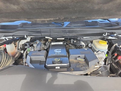 2023 RAM 3500 Tradesman Crew Cab 4x4 8' Box