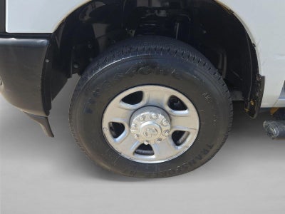 2023 RAM 3500 Tradesman Crew Cab 4x4 8' Box