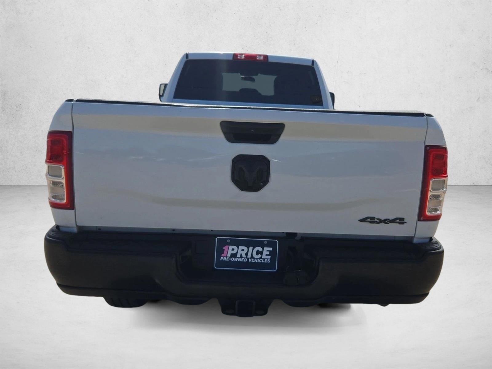 2023 RAM 3500 Tradesman Crew Cab 4x4 8' Box
