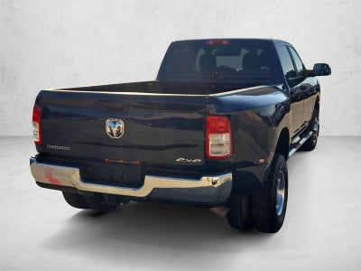 2022 RAM 3500 Big Horn Crew Cab 4x4 8' Box
