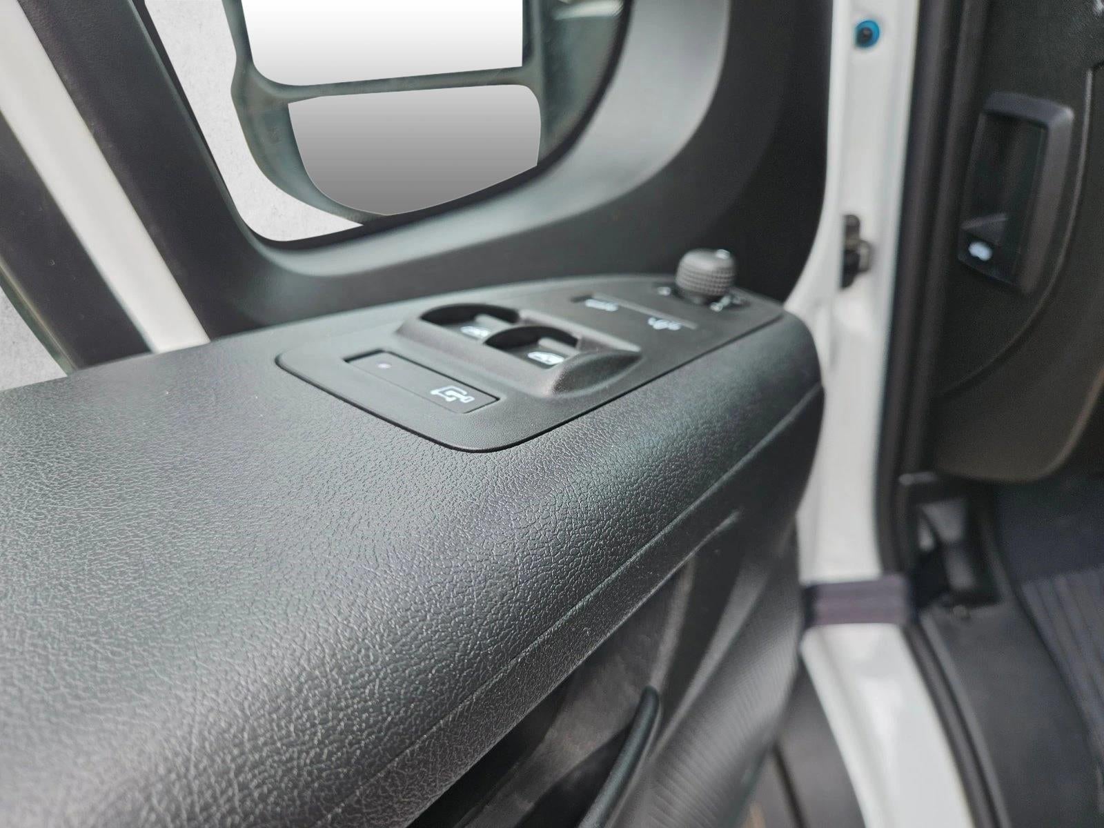 2026 RAM ProMaster Cargo Van Tradesman