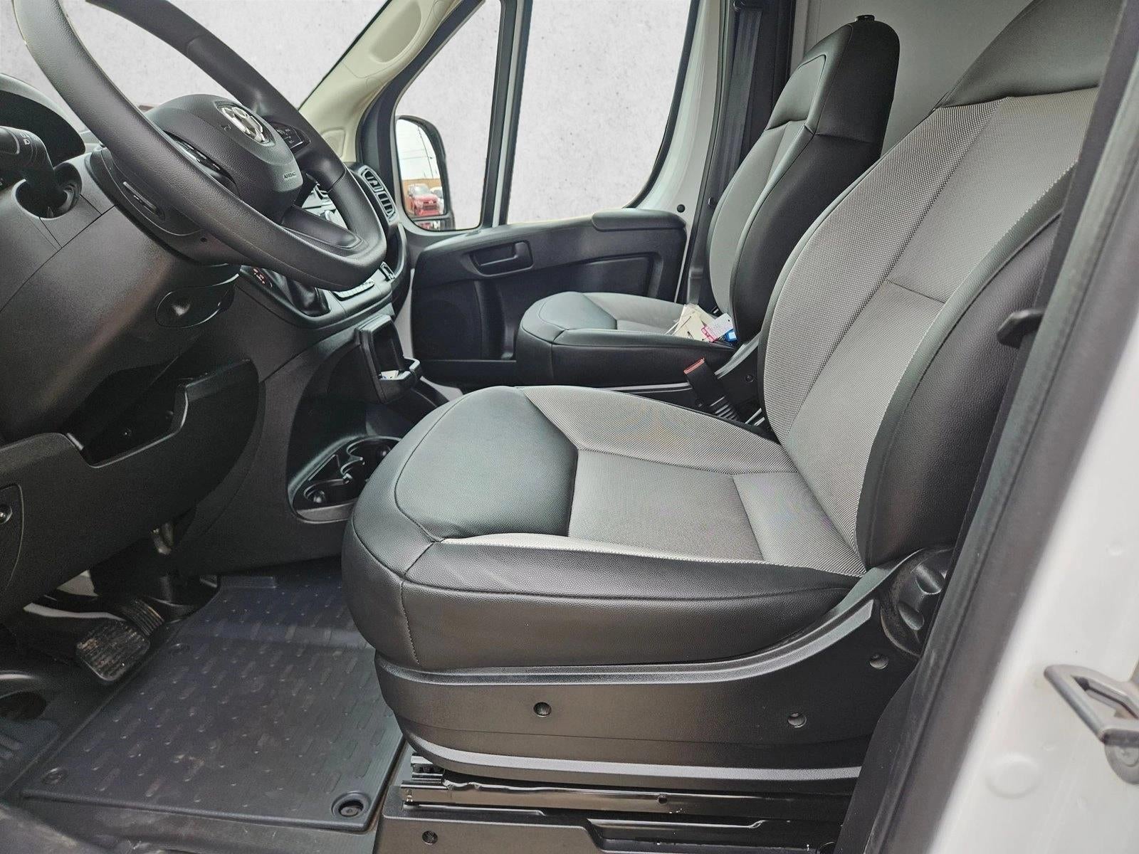 2026 RAM ProMaster Cargo Van Tradesman