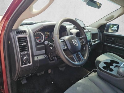 2017 RAM 1500 Tradesman Crew Cab 4x4 5'7" Box