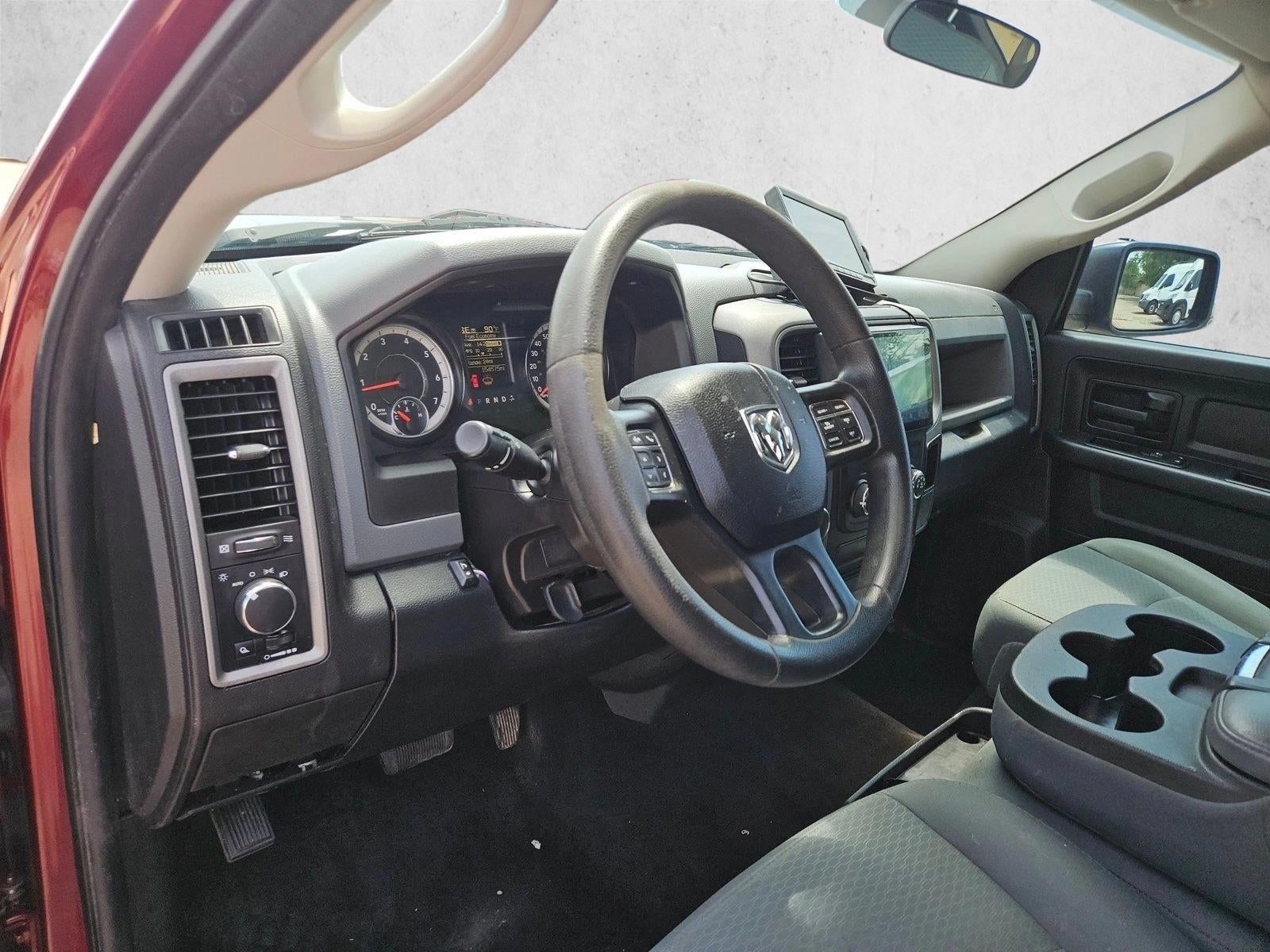 2017 RAM 1500 Tradesman Crew Cab 4x4 5'7" Box