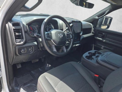 2025 RAM 2500 Tradesman Crew Cab 4x4 6'4" Box
