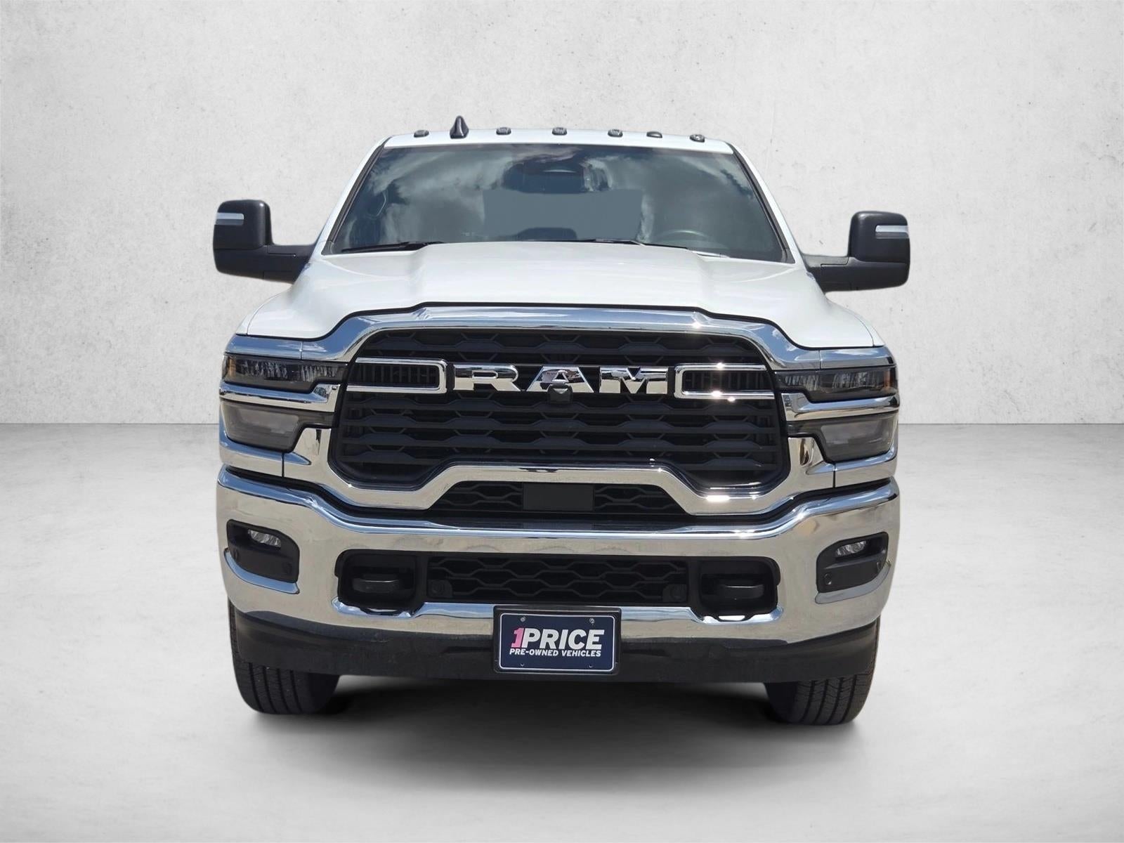 2025 RAM 2500 Tradesman Crew Cab 4x4 6'4" Box