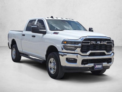 2025 RAM 2500 Tradesman Crew Cab 4x4 6'4" Box