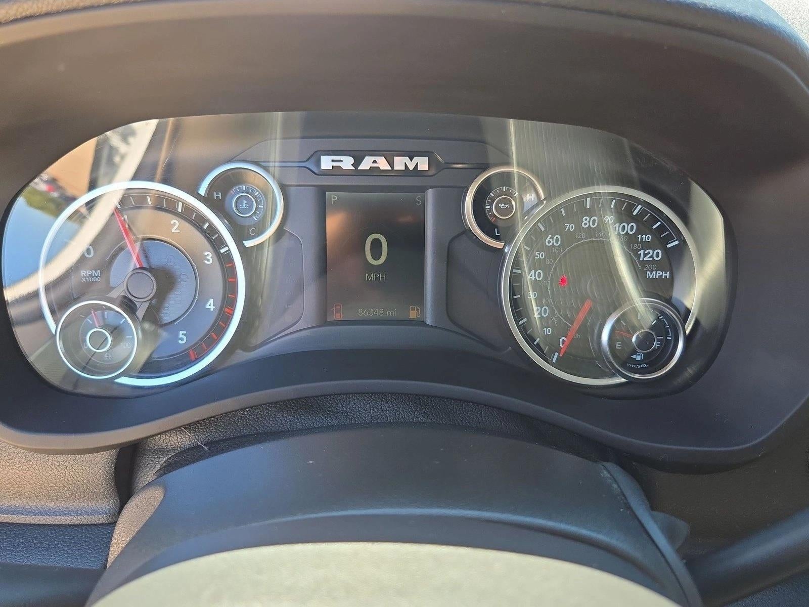 2022 RAM 2500 Tradesman Crew Cab 4x4 6'4" Box