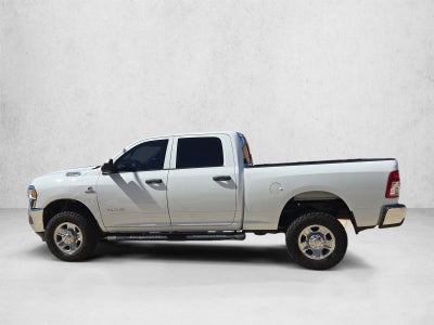 2022 RAM 2500 Tradesman Crew Cab 4x4 6'4" Box