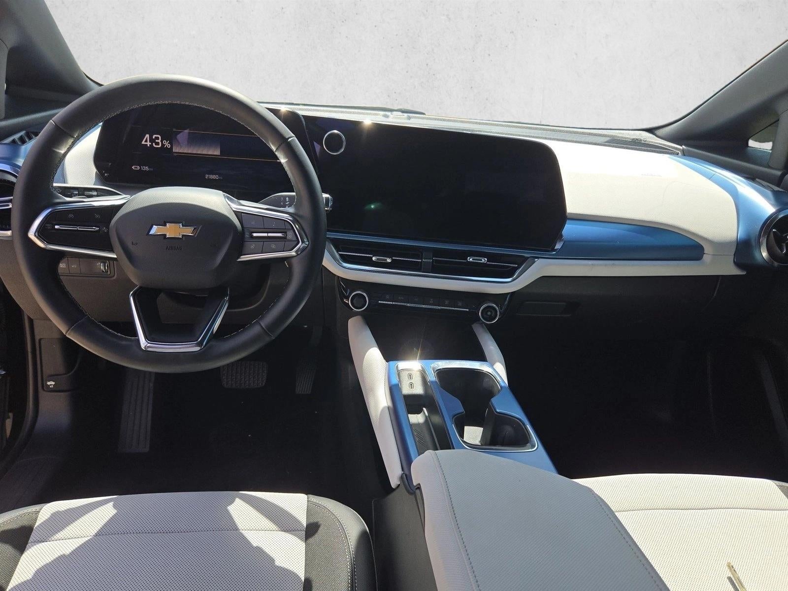 2025 Chevrolet Equinox EV LT