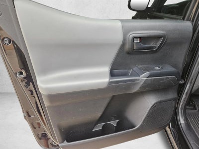 2022 Toyota Tacoma 2WD SR