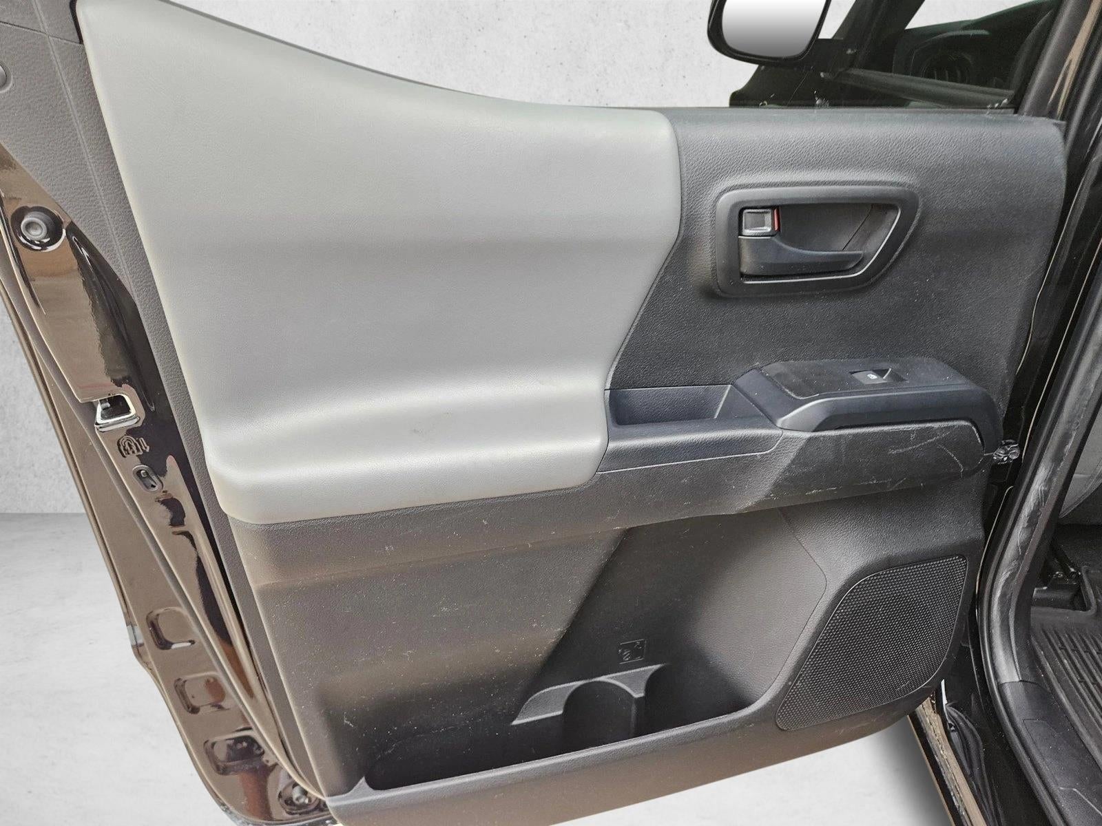 2022 Toyota Tacoma 2WD SR