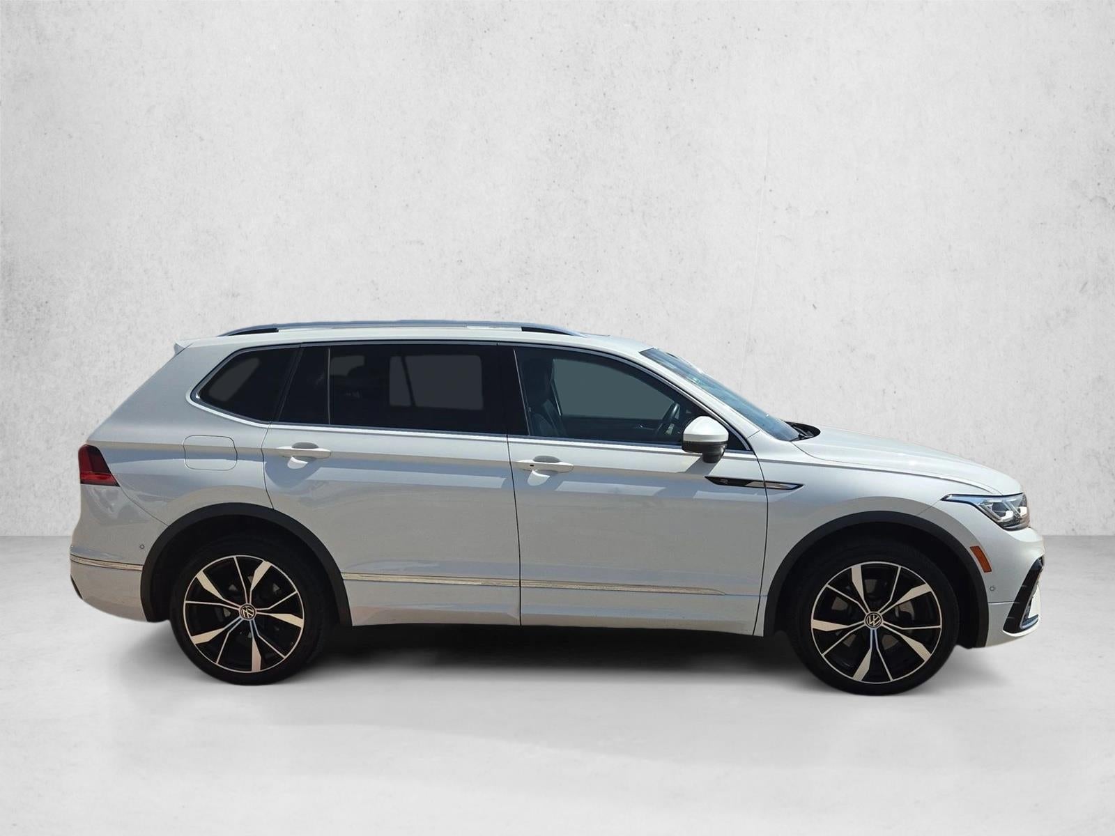 2022 Volkswagen Tiguan SEL R-Line