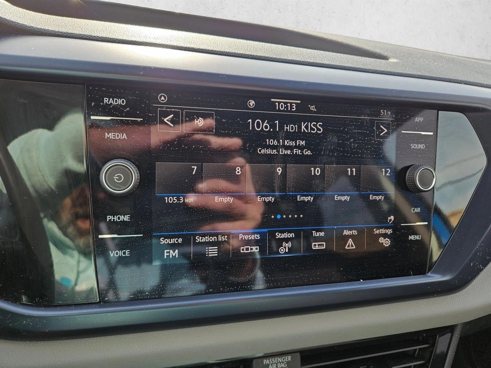 2022 Volkswagen Taos SE