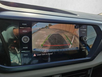 2022 Volkswagen Taos SE