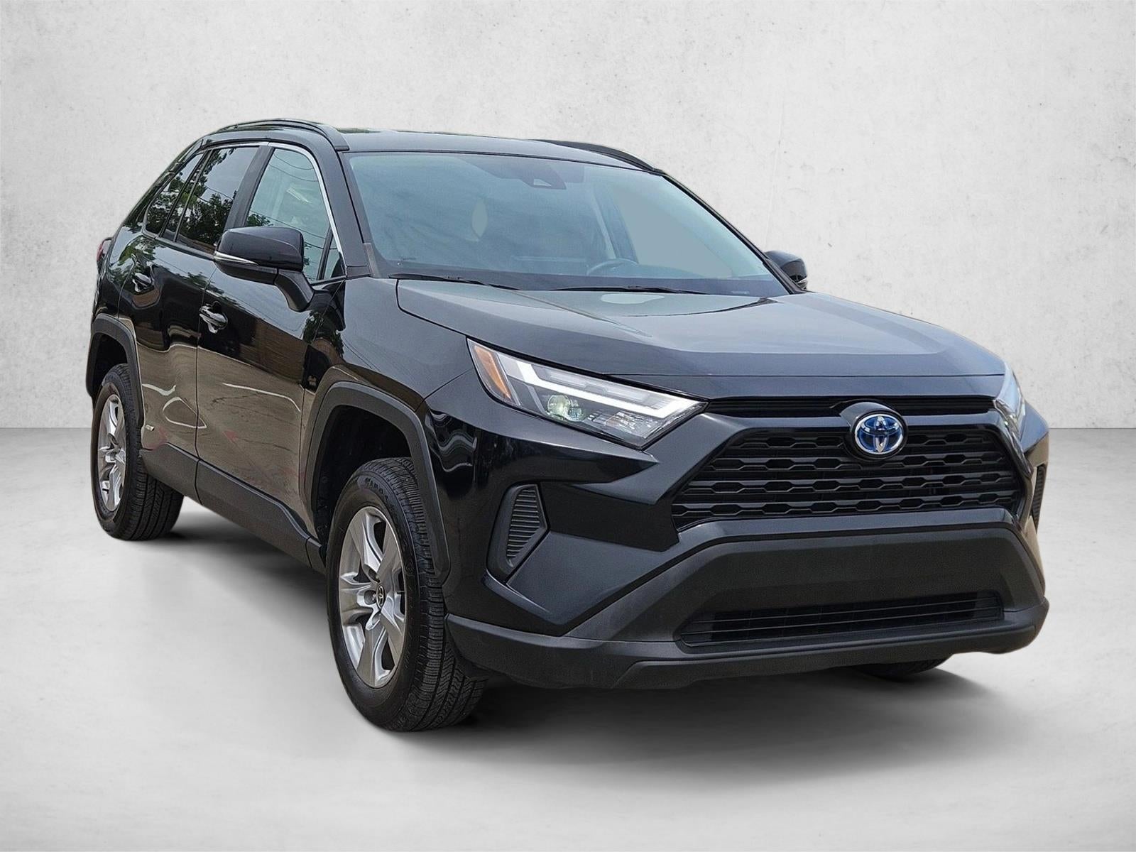 2023 Toyota RAV4 Hybrid XLE