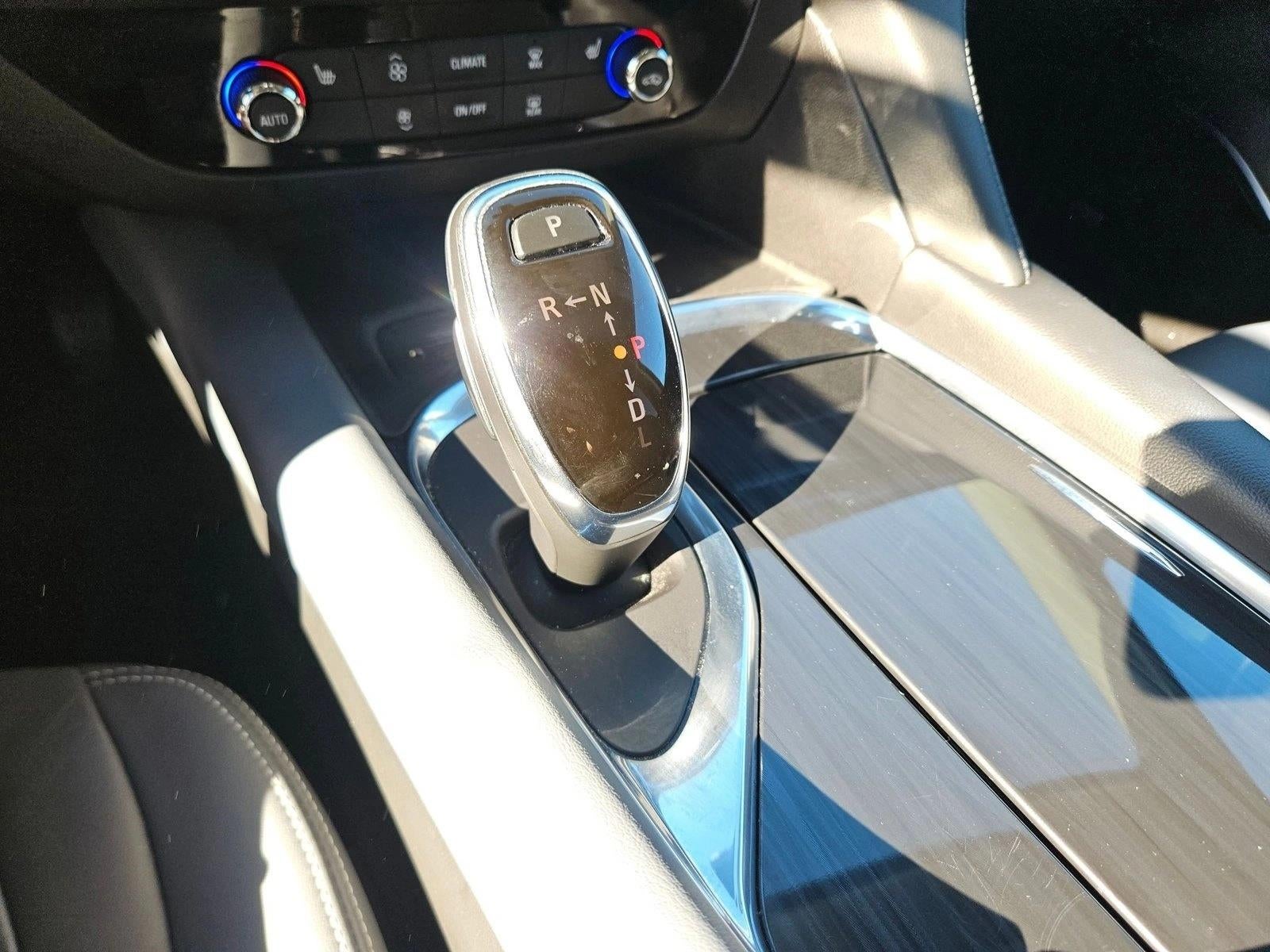 2020 Buick Enclave Essence