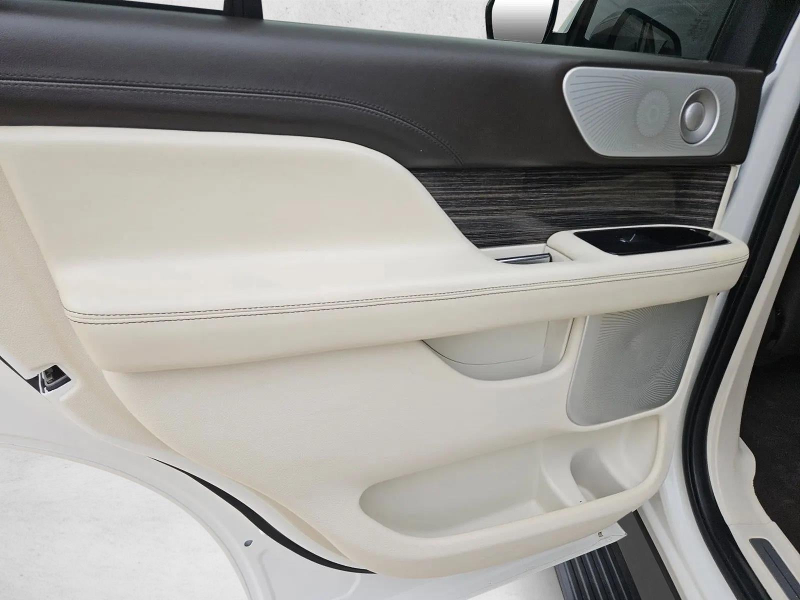 2021 Lincoln Navigator Black Label