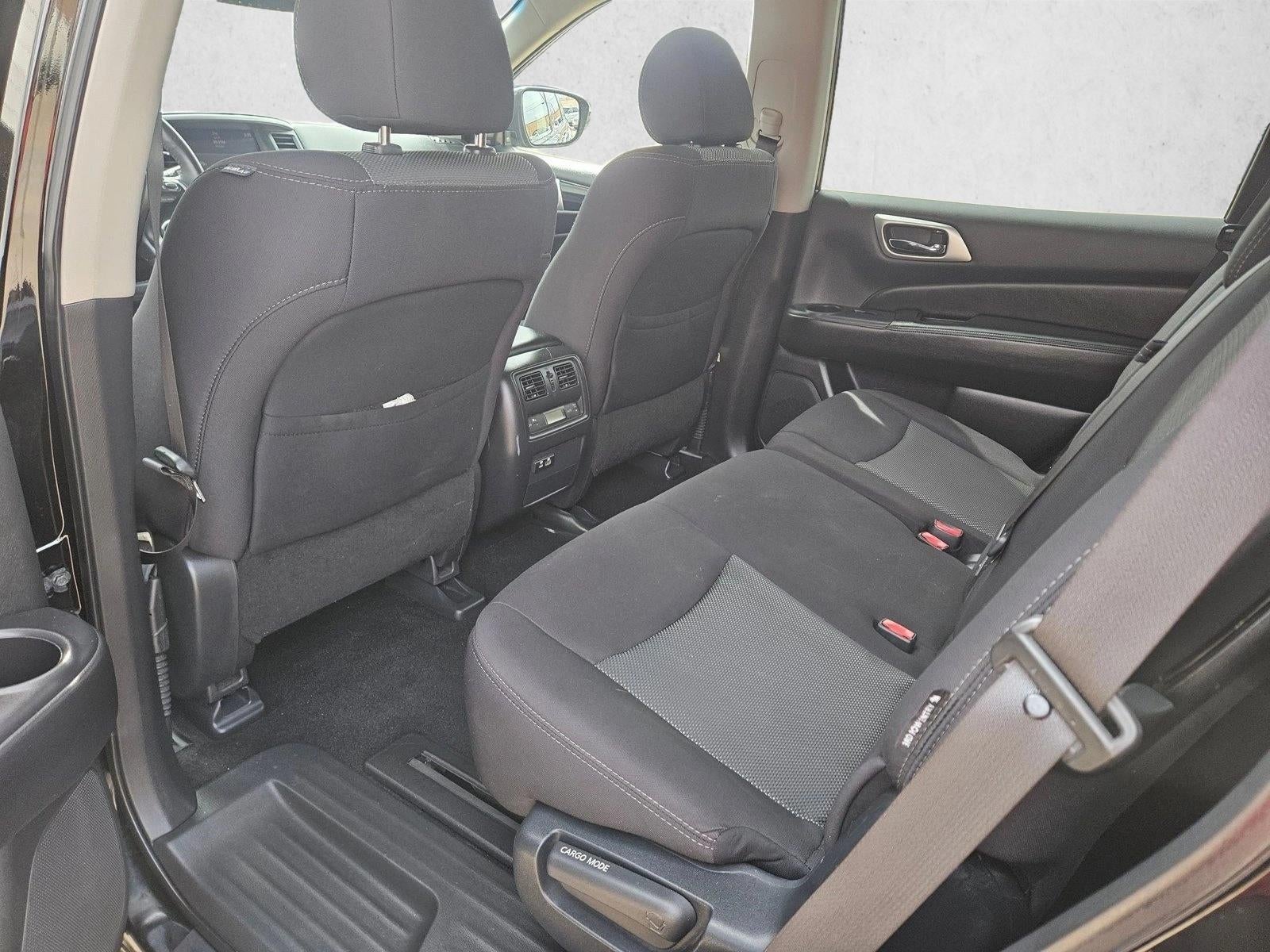 2020 Nissan Pathfinder SV