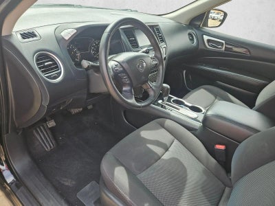 2020 Nissan Pathfinder SV