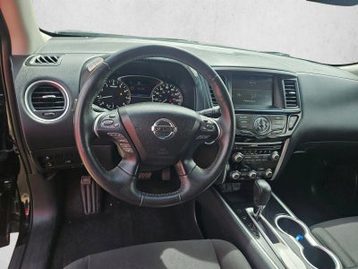 2020 Nissan Pathfinder SV