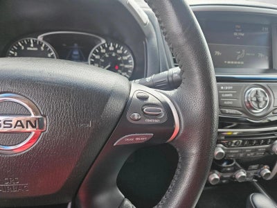 2020 Nissan Pathfinder SV