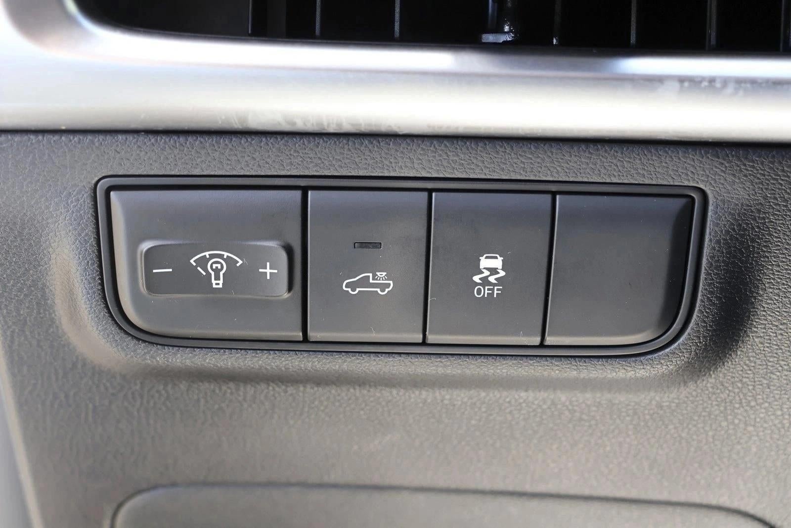 2025 Hyundai Santa Cruz SEL Activity