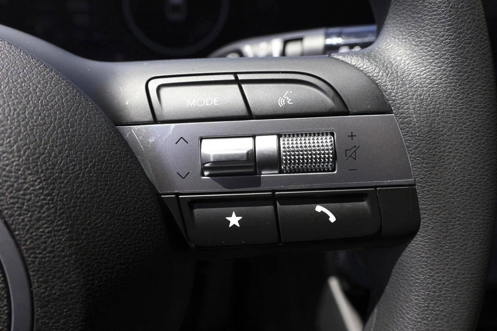 2025 Hyundai Santa Cruz SEL Activity