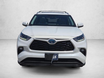 2022 Toyota Highlander Hybrid XLE Bronze Edition
