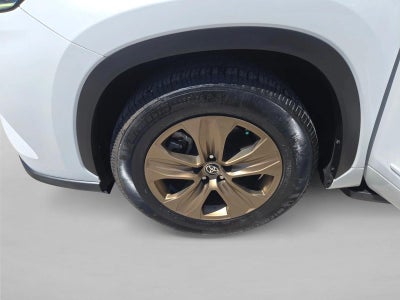 2022 Toyota Highlander Hybrid XLE Bronze Edition