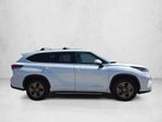 2022 Toyota Highlander Hybrid XLE Bronze Edition
